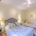 Nocleg ze śniadaniem La Noyeraie - D'hotes Saint-Amand-de-Coly