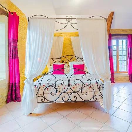 Bed & Breakfast La Noyeraie - D'hotes 3*