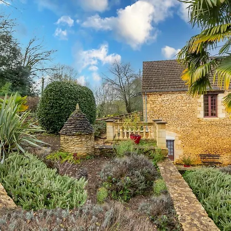 Bed & Breakfast La Noyeraie - D'hotes 3*