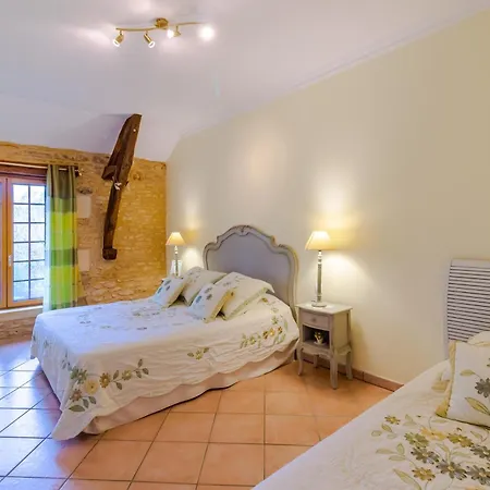 Bed & Breakfast La Noyeraie - D'hotes 3*